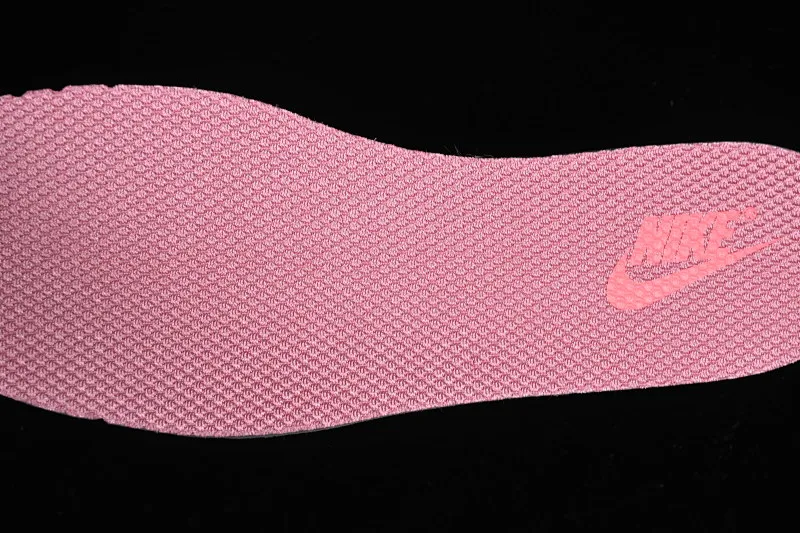 All categories Nk SB Dunk series Nk SB Dunk Low low-top sneakers M version pure original Nk Dunk Low "Barbie" Barbie SB low-top sports and leisure sneakers FN8927-621